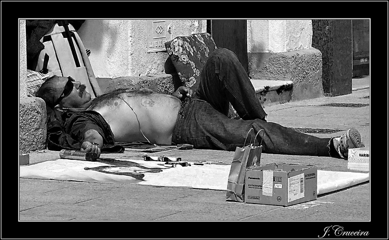 reto-48-pobreza-indigentes-en-nuestras-calles-Juan-Cruceira-Arteaga